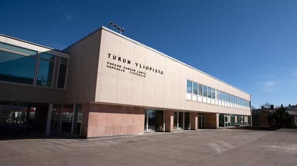Turun yliopiston päärakennuksen peruskorjaus valmistui